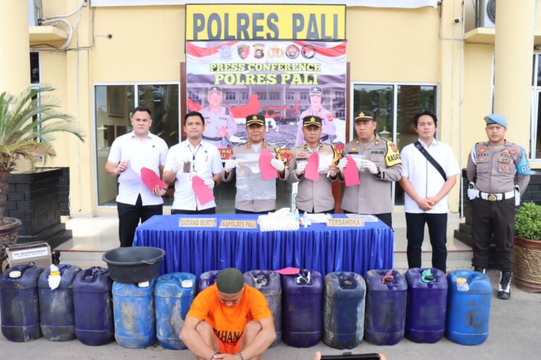 Satuan Reserse Kriminal Unit Pidana Khusus Polres PALI,Berhasil Membongkar kasus Penimbunan BBM Bersubsidi Jenis Solar