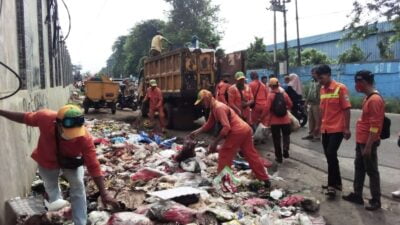 DLH Kabupaten Bekasi Sosialisasikan Penyesuaian Tarif Retribusi Sampah