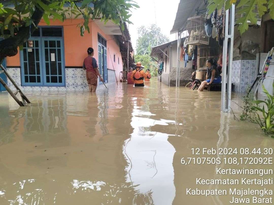 Banjir Majalengka - Sumedang Berangsur Surut, BPBD Jabar Sudah Terjun ke Lapangan