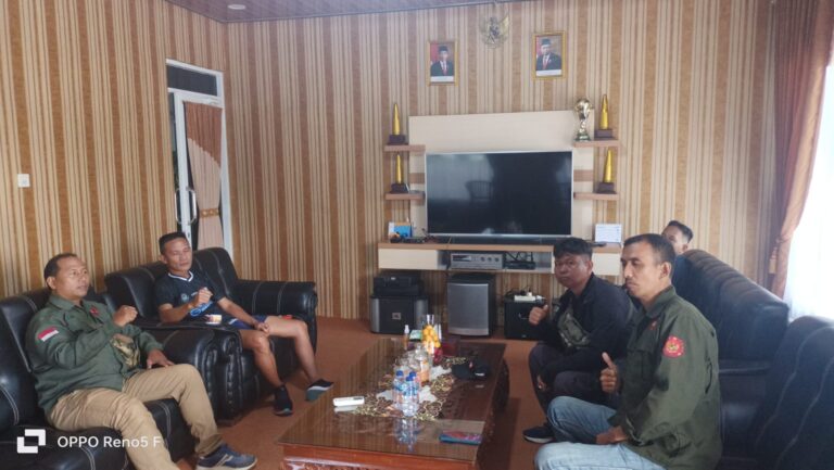 DPC LSM TRINUSA LAMPURA Audensi DI Dua Tempat,Polisi Militer(PM) Kotabumi dan Markas TNI AL Prokimal Kotabumi Utara