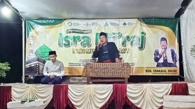 Peringatan Isra’ Mi’raj Darussalam Annajah, Kiyai H.Iis Ismail Nur ingatkan Kewajiban OrangTua Kepada Anaknya