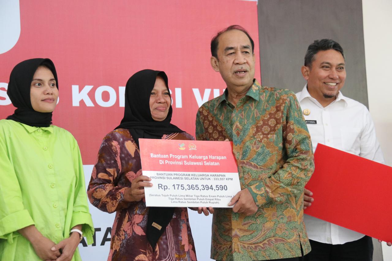 Kunker Reses di Provinsi Sulsel, Ketua Komisi VIII DPR RI Pastikan Bantuan Rp 298 Miliar Tepat Sasaran