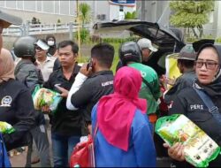 AMI Bersama Jurnalis Surabaya Berbagai Ratusan Paket Sembako Dalam Rangka Memperingati HPN 2024