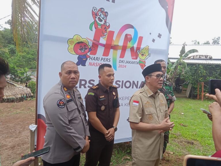 Kepala Seksi Hubungan Masyarakat (Kasi Humas) Polres PALI AKP Ardiansyah SH, Mewakili Kapolres PALI Menghadiri Peringatan Hari Pers Nasional (HPN) 2024.