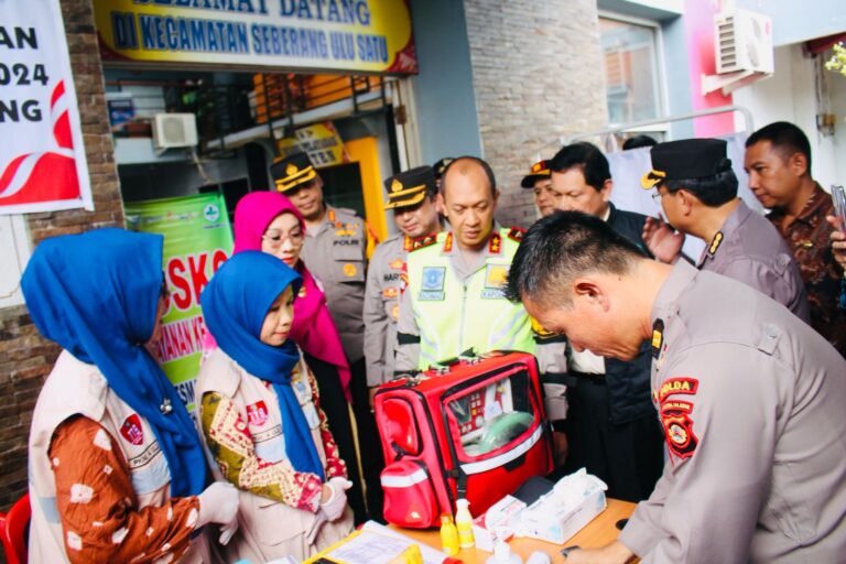 Tinjau Kegiatan Tim Yankes Terpadu, Irjen Rachmad Wibowo : Kita Jaga Kesehatan Petugas PPK