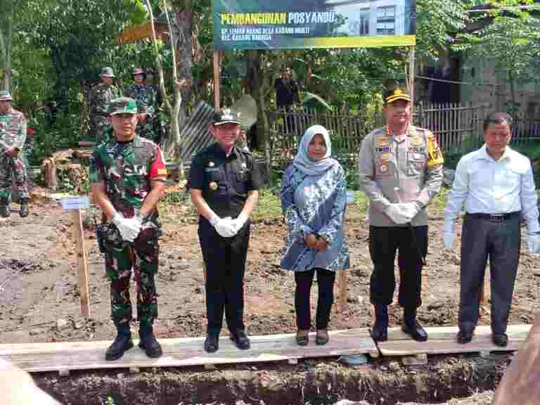 TMMD ke 119 TA 2024 Desa Karang Mukti Bangun Jalan lingkungan dan Posyandu