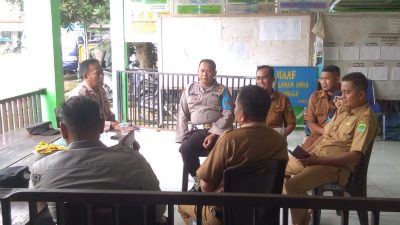 Polsek Tanah Abang Menggelar Kegiatan Jum’at Curhat Sebagai Upaya Menjaga Situasi Kamtibmas di Desa Raja