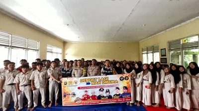 Polsek Tanah Abang Mensosialisasikan Penerimaan Anggota Polri Tahun 2024 di SMA Negeri 2 Tanah Abang