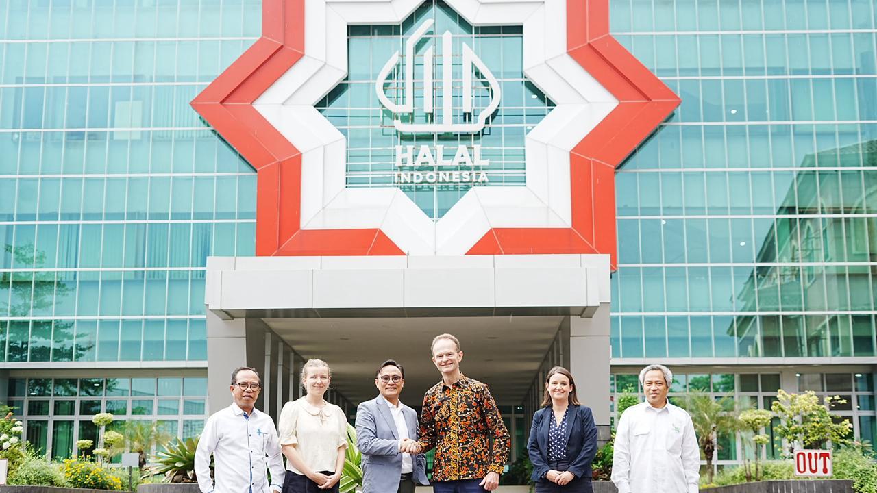 Indonesia Bahas Saling Pengakuan Sertifikasi Halal dengan Inggris