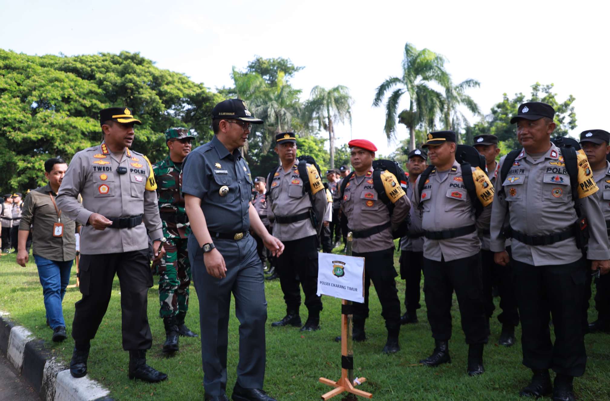 Ribuan Personel Gabungan Siap Amankan TPS Pemilu 2024 di Kabupaten Bekasi