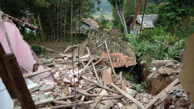 BENCANA TANAH GERAK Diberlakukan Masa Tanggap Darurat 12 Hari di Cigombong