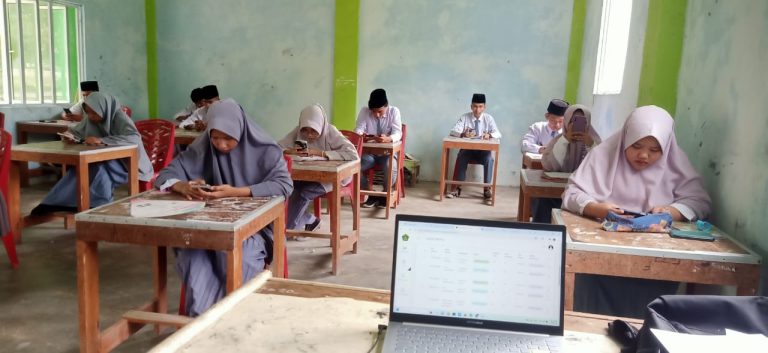 Berlangsung 4 – 7 Maret, Lebih 15.000 Santri PPS Ulya Ikuti Ujian Pendidikan Kesetaraan