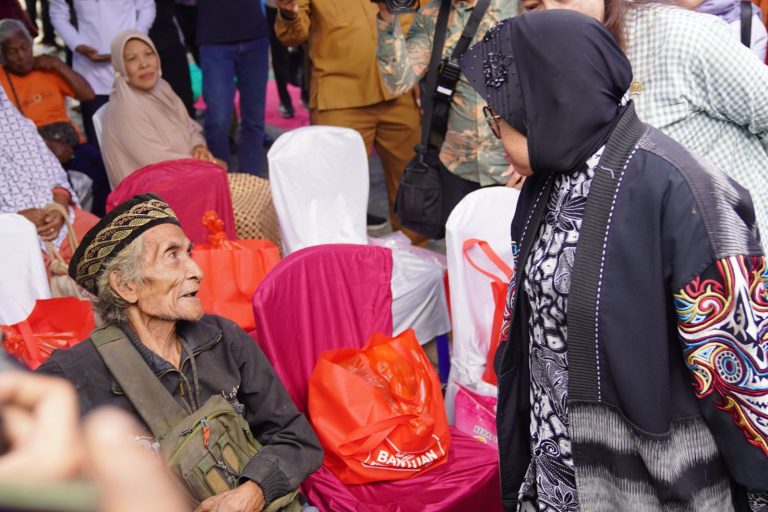 Wujud Kasih Sayang Kementerian Sosial, Beraksi dalam Bakti Sosial untuk Membangun Masyarakat yang Berdaya