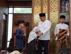 Pemkot Cimahi Adakan Do’a Bersama Dengan Anak Yatim Dan Dhu’afa