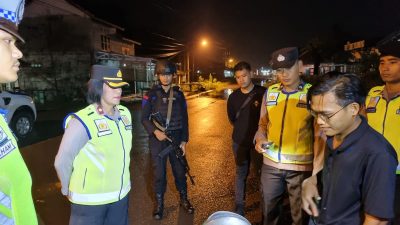 Razia Gabungan, Polres PALI Jaring Kendaraan Bermotor Di Gerbang Perbatasan Kabupaten