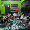 Buka Puasa Bersama di Cibarusah Jaya, Bhabinkamtibmas Polsek Cibarusah Berikan Arahan Kamtibmas