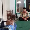 KH Anwar Ajak Sholat Berjamaah Karena Nilai Derajat Tinggi