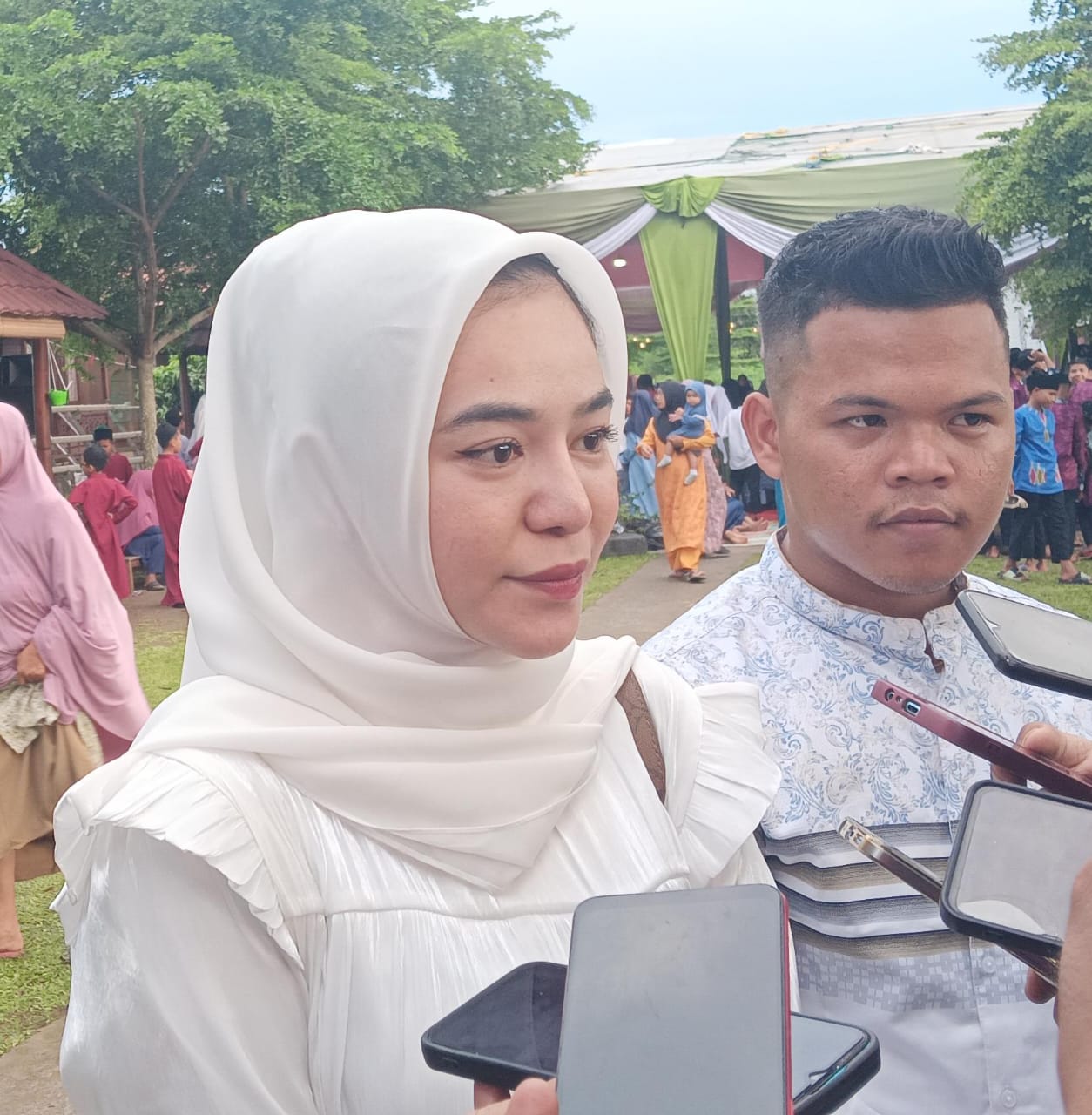 Dihadiri Herman Deru, Merlita Yuliani, Akrab Disapa Putri Salju Sukses Gelar Acara Beri Santunan Kepada 1445 Anak Yatim