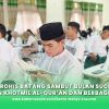 ROHIS BATANG SAMBUT BULAN SUCI DENGAN KHOTMIL AL-QUR’AN DAN BERBAGI TAKJIL