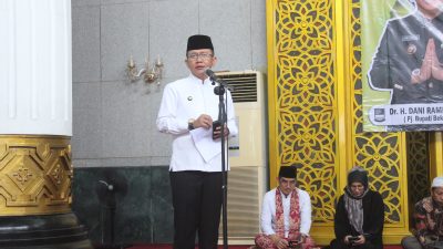 Pj Bupati Bekasi Ajak Umat Islam Maksimalkan Amalan Ibadah di Bulan Suci Ramadan