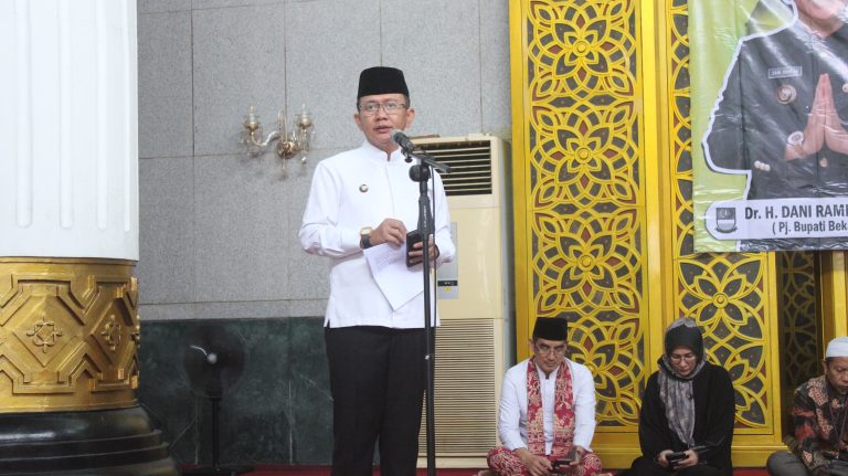 Pj Bupati Bekasi Ajak Umat Islam Maksimalkan Amalan Ibadah di Bulan Suci Ramadan