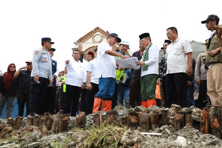 Langkah Cepat Pemkab Bekasi Tangani Jalan Longsor di Bojongmangu