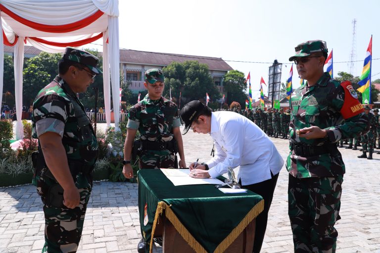 Bantu Percepatan Pembangunan, Pemkab Bekasi Apresiasi Program TMMD ke-119