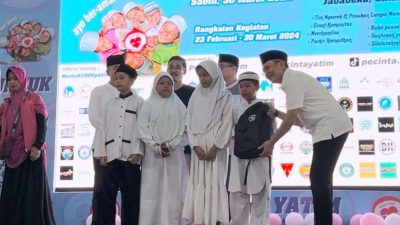 Pj Bupati Bekasi Hadiri Santunan 1000 Anak Yatim di Masjid Al-Azhar Jababeka