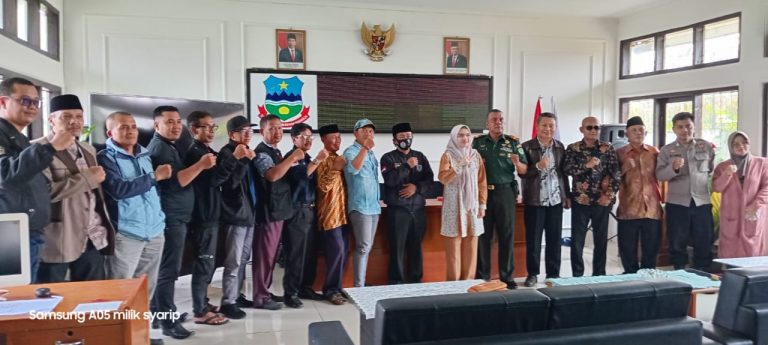 Ketua DPC PWDPI Kab.Garut Asep.R. Sambut Baik Apdesi dan Kecamatan Sukaresmi Sebagai Mitra Kerja Media