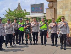 Polsek Pancoran Lakukan Pengamanan dan Monitoring Kegiatan Ziarah Kubur di TMPN Kalibata