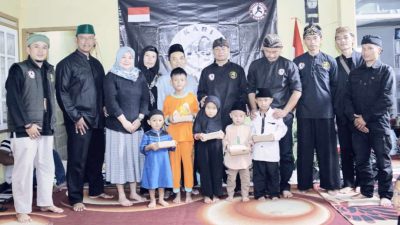 Halal Bihalal Idul Fitri Pesilat Kari Condre Bersama Ikhwan Alhikmah Berbagi Kebahagiaan