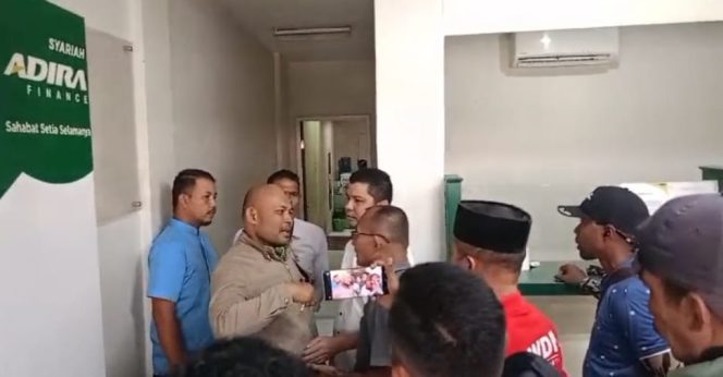 Diduga Pimpinan Adira IDI Rayeuk Tolak Bertemu Awak Media Terkait Kontroversi Penarikan Kendaraan