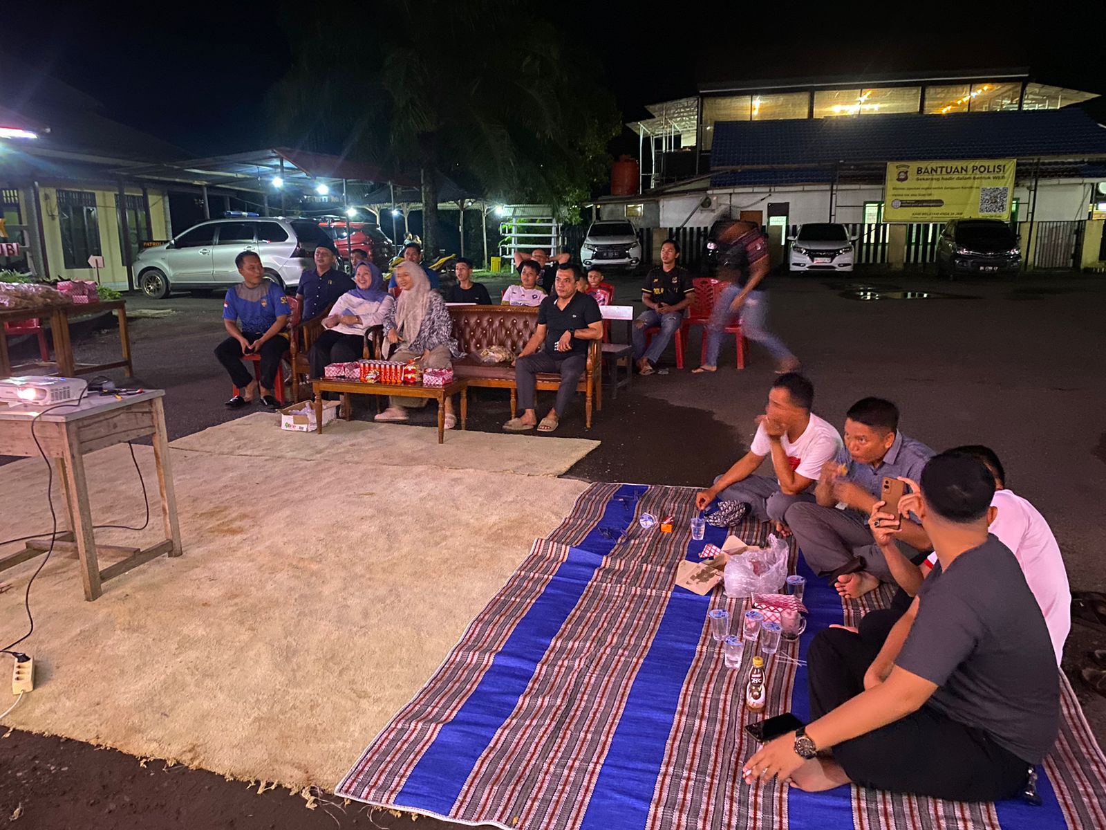 PALI - Sumatra Selatan , Polsek Talang Ubi KOMPOL RIFAN WIJAYA, ST. Menggelar Nonton Bareng (NOBAR) Semifinal Asia U-23