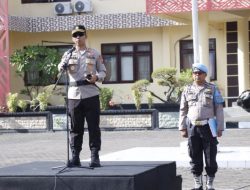 Pimpin Apel Jam Pimpinan, Kapolres Situbondo Ajak Masyarakat Berantas Perjudian