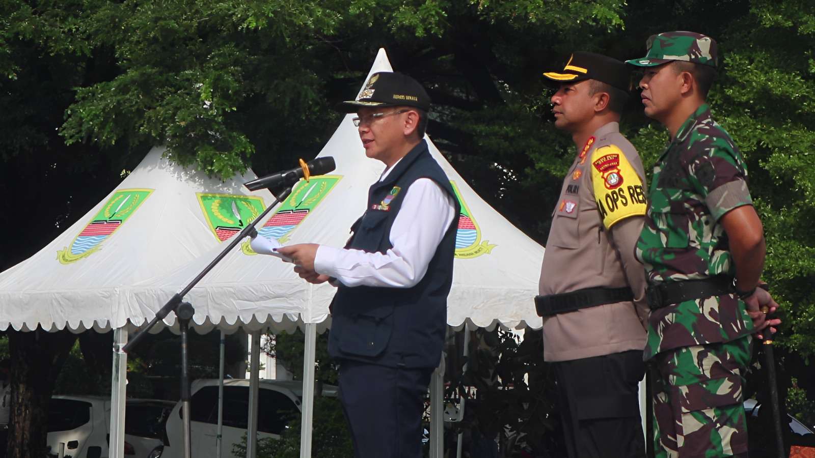 Pemkab Bekasi Dukung Personel Pengamanan dan Sarpras Pos Operasi Ketupat arus Mudik Idul Fitri 1445 H