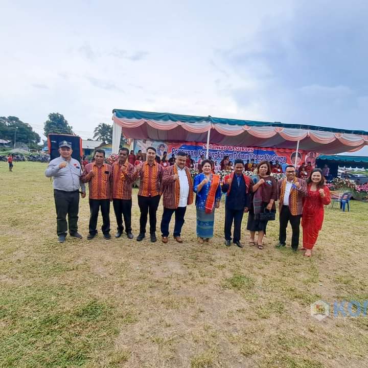 Bupati Karo Hadiri Perayaan Kenangkihen Tuhan Yesus Kristus GBKP Klasis Sinabun di Tiganderket