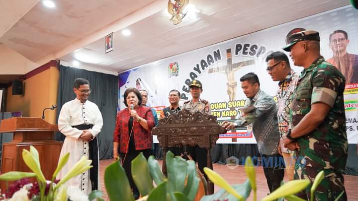 Bupati Karo Buka Pesparani 2024: Memperkuat Persekutuan Melalui Suara Gerejani