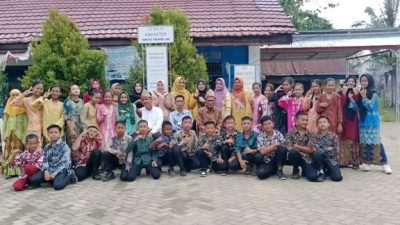 SDN 33 Talang Ubi Desa Sungai Ibul, Melaksakan Upacara Hari Pendidikan Nasional 
