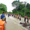 Polsek Talang Ubi Mengambil Langkah Proaktif Dalam Menghadapi Ancaman Banjir Yang Melanda Wilayahnya