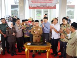 Kapolres Metro Bekasi Bersama Forkopimda Hadiri Peletakan Batu Pertama Pembangunan Rumah Ibadah Multireligi di Kabupaten Bekasi