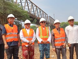 Pj Bupati Bekasi Resmikan Groundbreaking Perbaikan Jembatan Cipamingkis