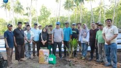Wali Kota serahkan Bantuan Alat Pertanian Untuk Kelompok Tani Bina Bersama