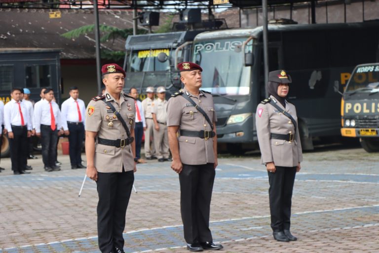 Kapolres Tanah Karo Pimpin Sertijab Kasat Reskrim Dan Kasat Lantas