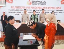 Bawaslu Kabupaten Lumajang Melantik 63 Pawascam