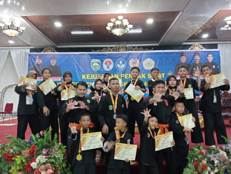 Luar Biasa Siswa-Atlet Pencak Silat Dari Kabupaten PALI Boyong Mendali Emas