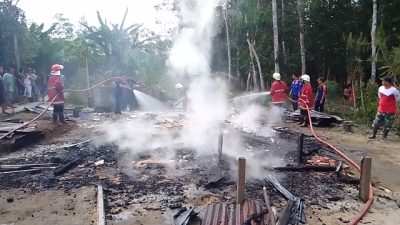 Si Jago Merah Mengamuk, Sebuah Rumah di Desa Sungai Langan Habis Taktersisah