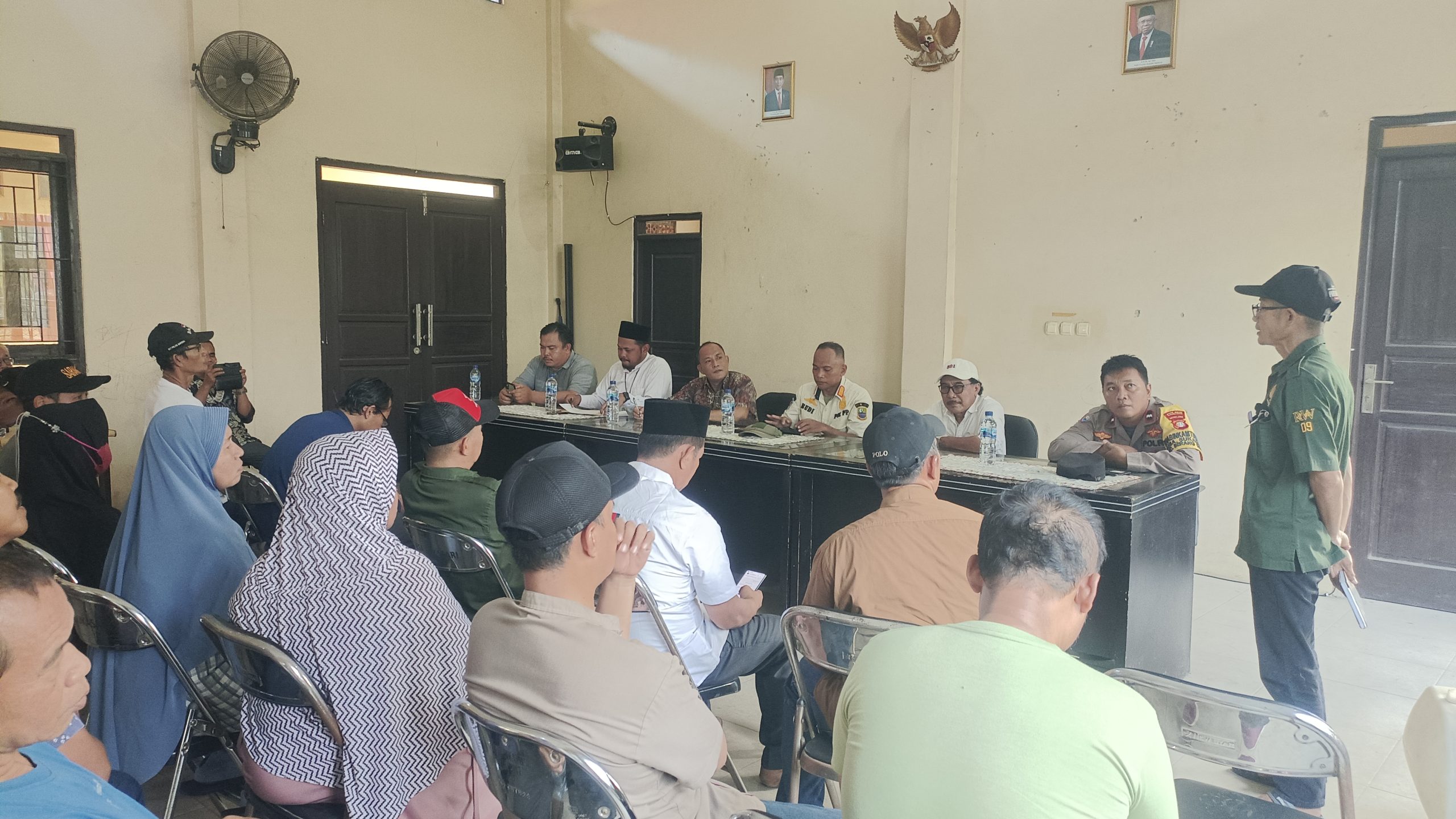 Mediasi Antara Warga dan PT MKC Difasilitasi Muspika Serang Baru