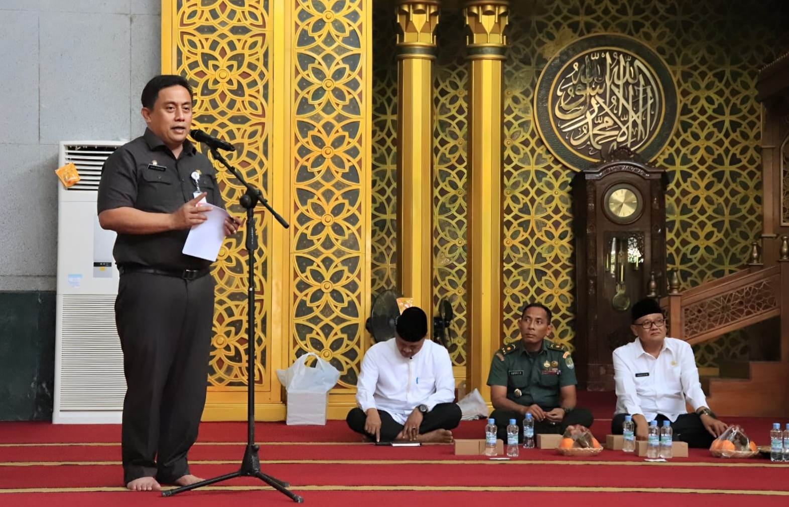 Sekda Pemkab Bekasi Minta Calon Jamaah Haji ASN Bantu Jamaah Haji Lain dari Kabupaten Bekasi