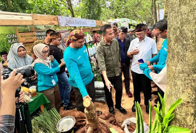 Dorong Kesejahteraan Petani dan UMKM, Dani Ramdan Sambut Antusias Acara Pasar Pasisian Leuweung