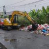 DLH Kabupaten Bekasi Angkut Puluhan Ton Sampah di 2 TPS Liar Desa Simpangan